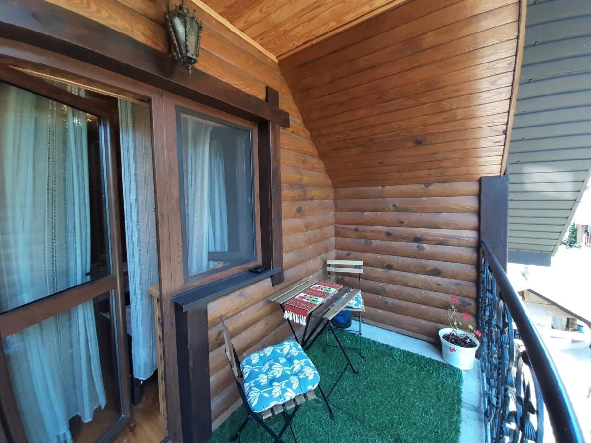 Maison d'hôtes Садиба Орисин Явір Orysyn Yavir à Svityaz' Extérieur photo
